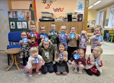 Obrázek k aktualitě Výzdoba vánočního stromu na náměstí 