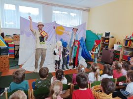 Fotogalerie Divadlo ,,Výprava za ledním medvědem'', foto č. 1