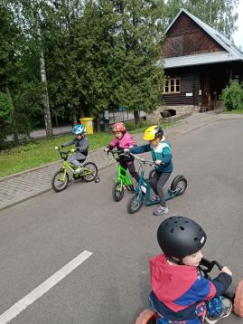 Fotogalerie Výlet na dopravní hřiště a návštěva Zámku Kinských - Koťata, foto č. 14