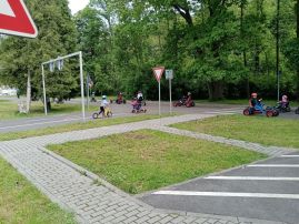 Fotogalerie Výlet na dopravní hřiště a návštěva Zámku Kinských - Koťata, foto č. 19